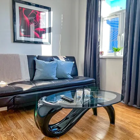 Shoreditch London - Lovely Two-Bedroom Apartment